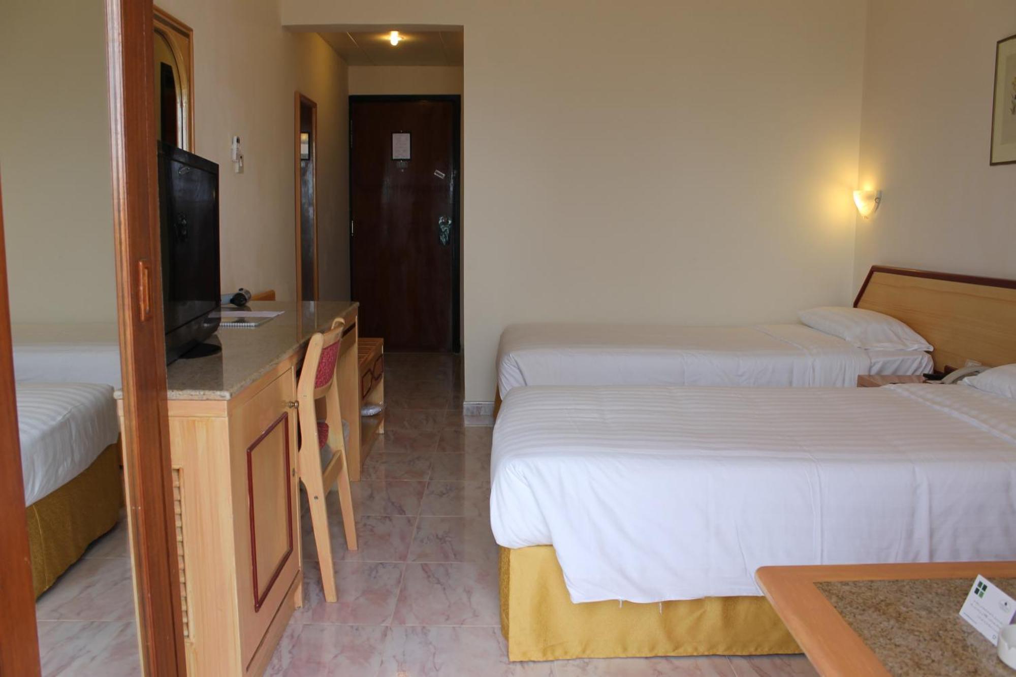 Resort Sur Beach Holiday Pokoj fotografie